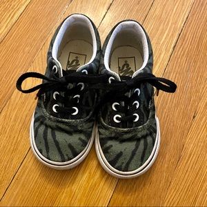 GUC Toddler size 7 Vans